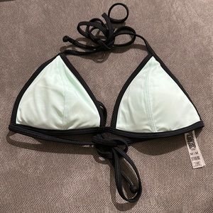 TRIANGLE BIKINI TOP